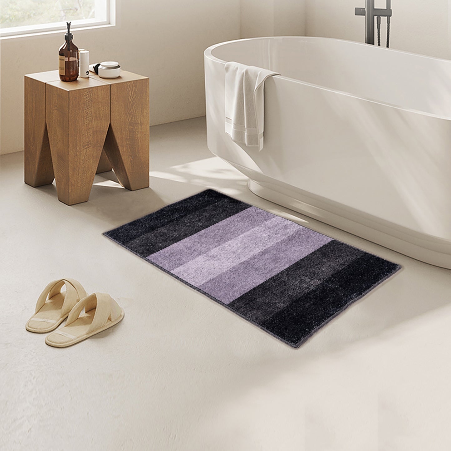 1 Pack Black  Short Hair Bathroom Rugs Soft and Absorbent Microfiber Bath Mat
